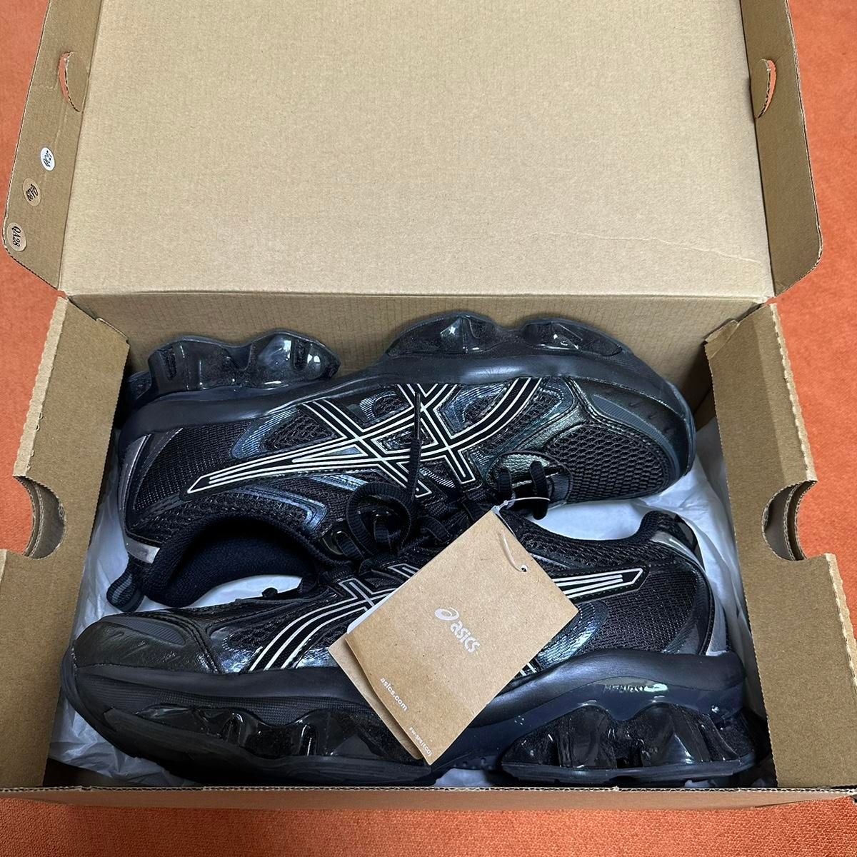 【雷市場（ポンジャン）商品韓国直送】Asics(アシックス) ゲルクォンタム 270