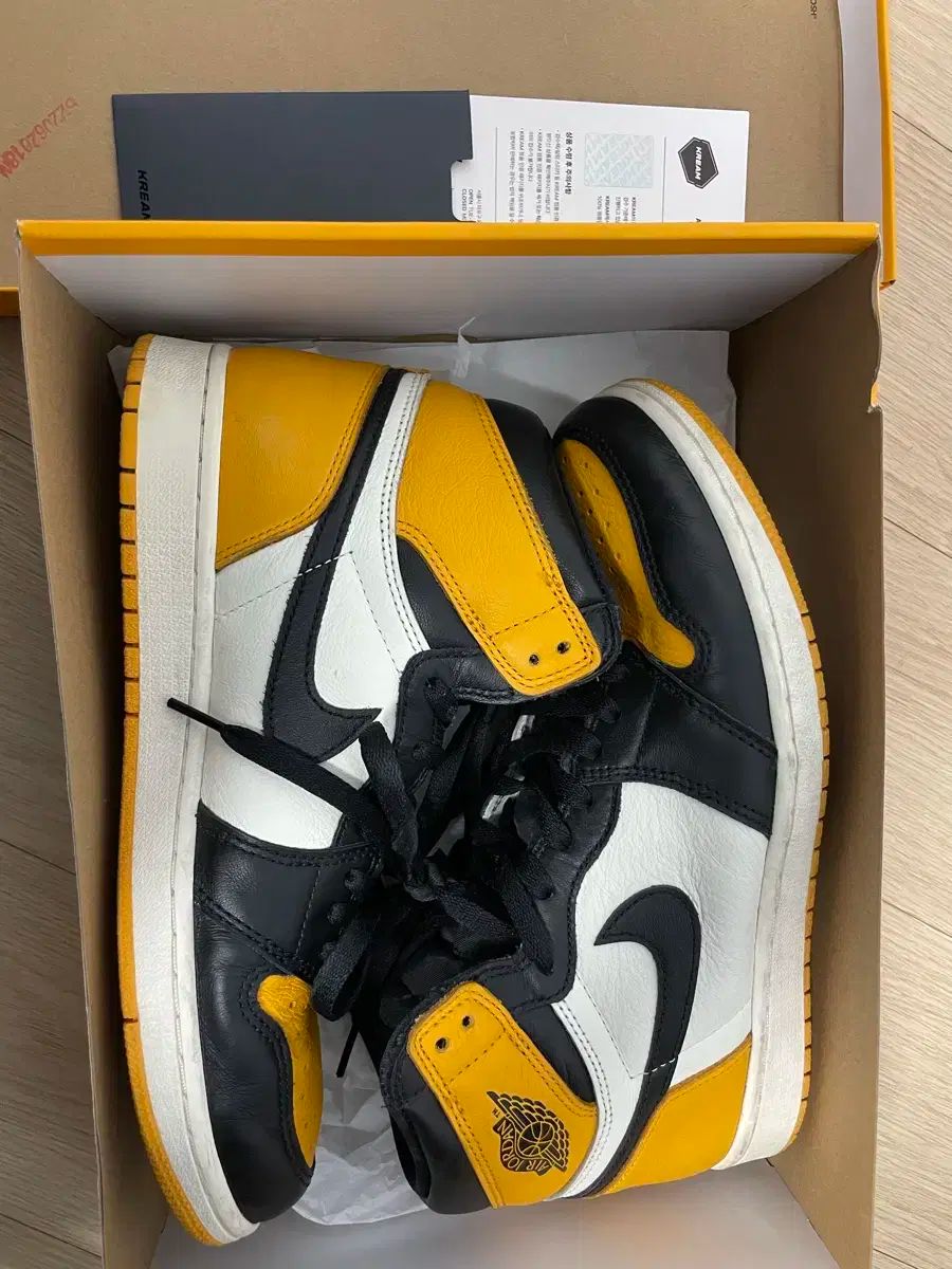 NIKE(ナイキ) ジョーダン 1 ハイ タクシー 280