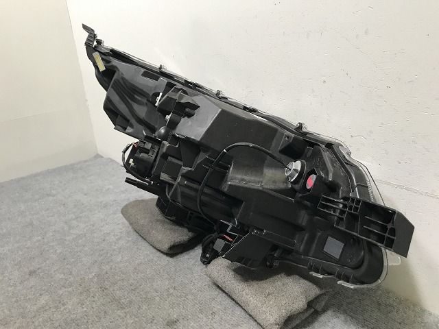 90ノア ヘッドライト 81150-V1011 90ノア ヘッドライト 81150-V1011 - メルカリ