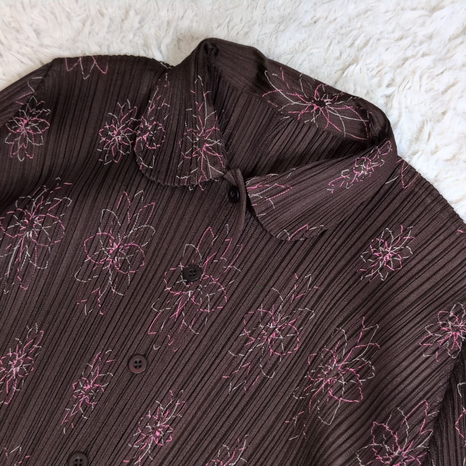 PLEATS PLEASE ISSEY MIYAKE プリーツプリーズイッセイミヤケ 花柄刺繍シャツ ブラウス 長袖 総柄 襟付き ボルドー系 三宅一生 日本製
