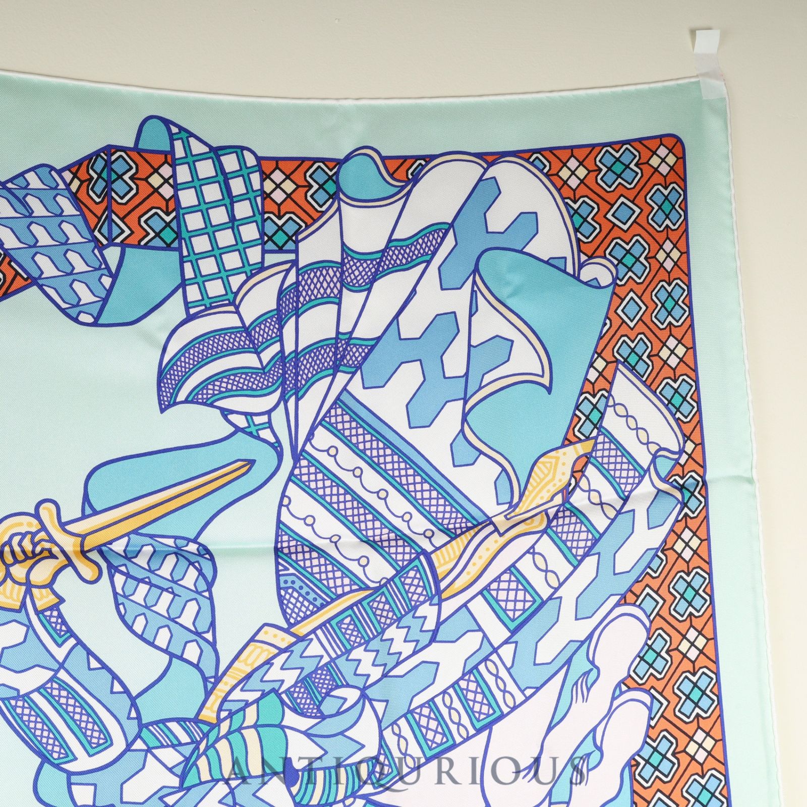 エルメス　カレ90 夢見る決闘　未使用品 エルメス スカーフ カレ 90 夢見る決闘 SILK100% タグ - メルカリ