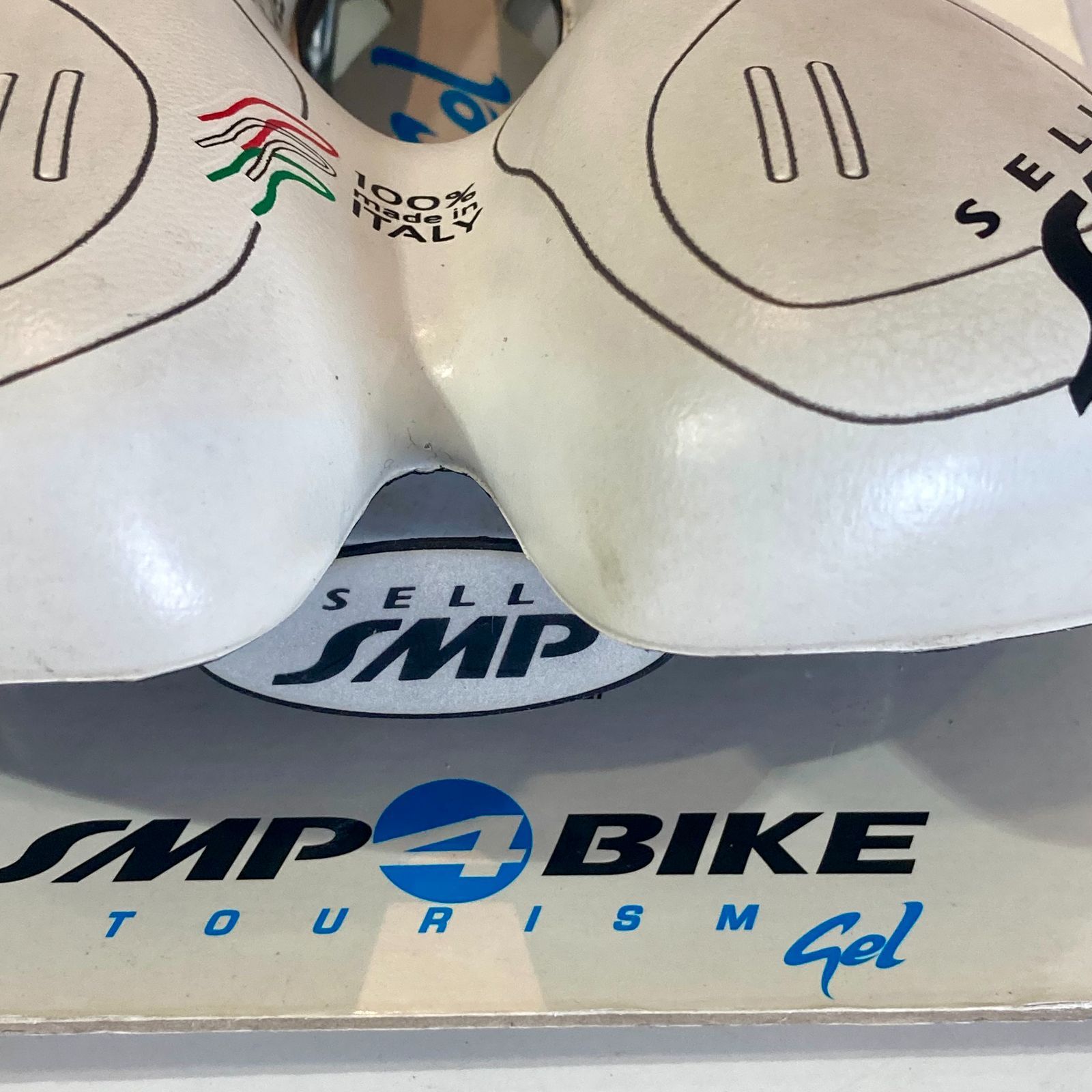 イチ推し!! 良品!! SUPACAZ IGNIGHT Ti SADDLE 250g スパカズ