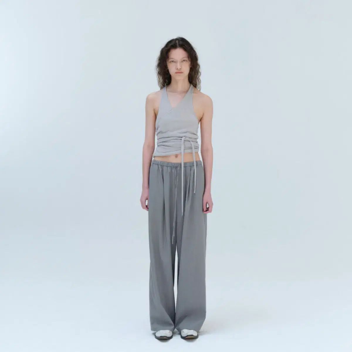 リーフォース リネン ホルターネック ニット