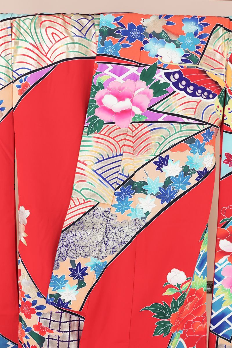 朱赤 古典文様 花 熨斗 蝶々 正絹 色打掛(cl_kimono2324) - メルカリ 
