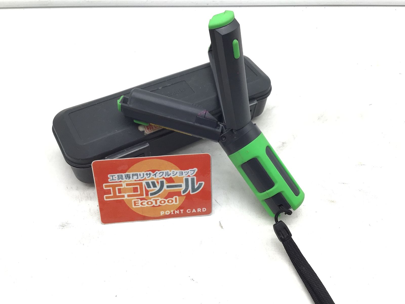 【領収書発行可】Panasonicパナソニック レーザーマーカー 墨出し名人 ケータイ 壁十文字タイプ プラスチックケース付き グリーン BTL1100G [ITH278XW6VY8][エコツール笠寺店]
