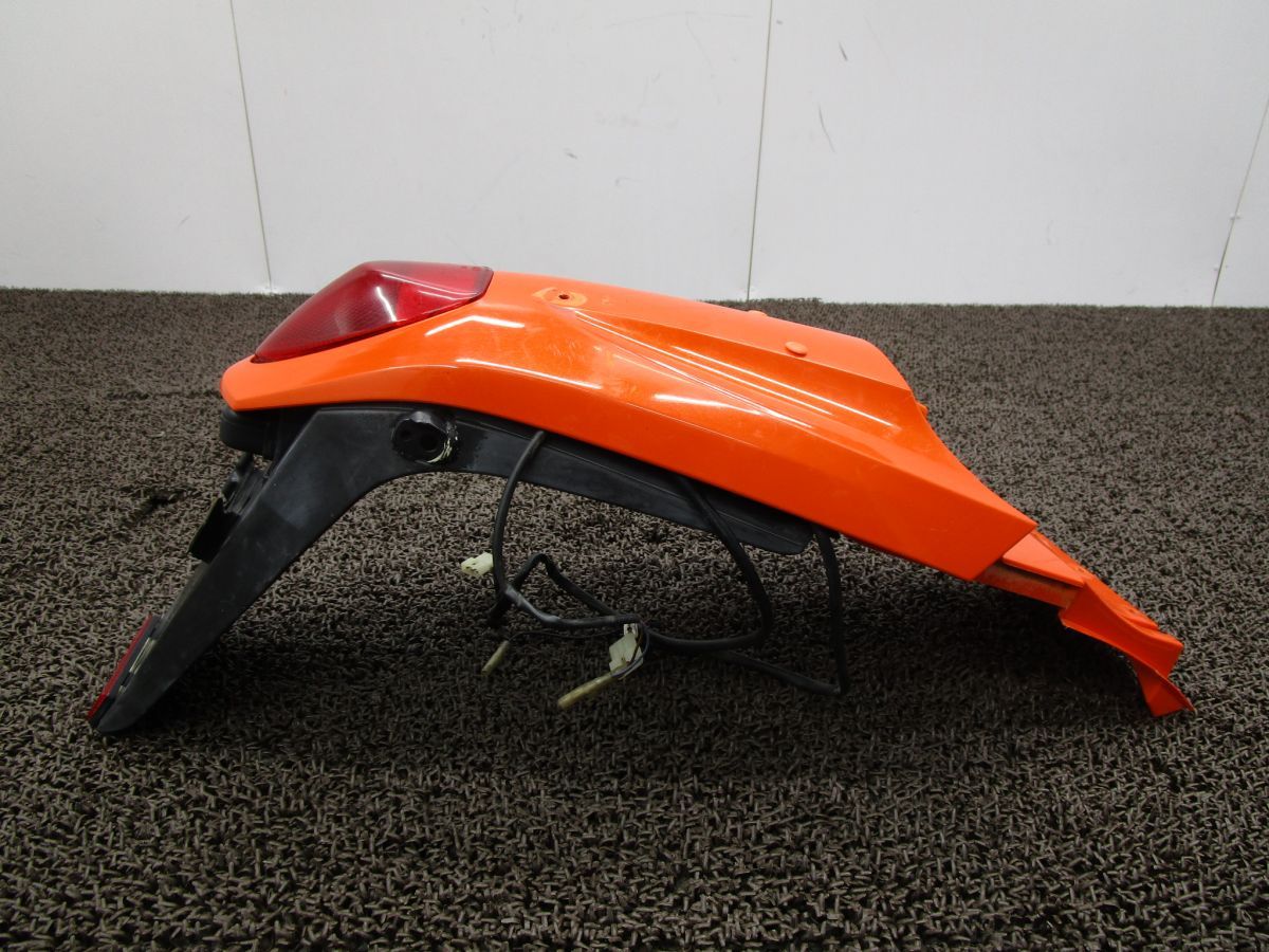 KTM 640LC4 アドベンチャー リアフェンダー テールランプ A7186 VBKGSN KTM 584 キャブ車 動画有 ADV ADVENTURE LAWEED_CL