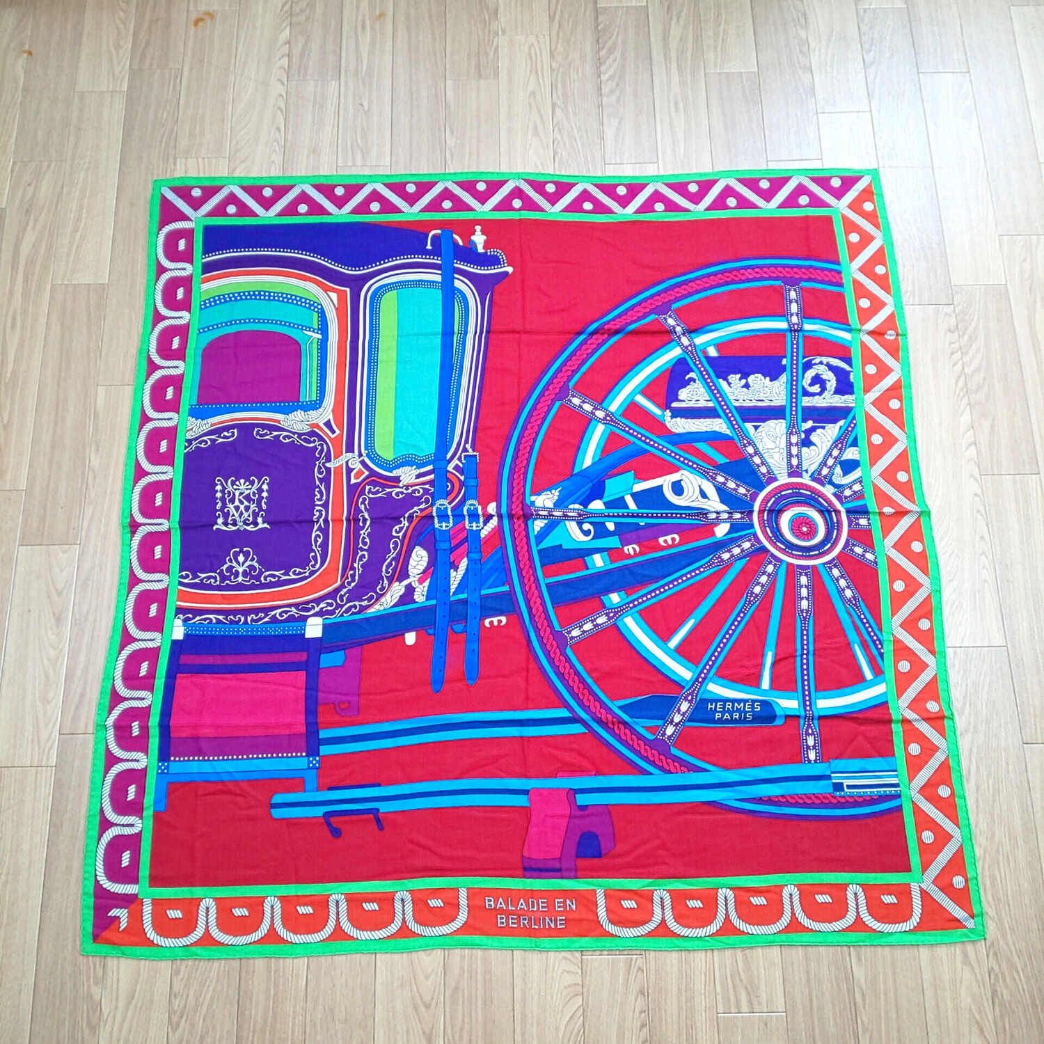 A*K様 HERMES エルメス カレ70 Bandana ベルリンヌ馬車に乗っ A*K様 HERMES エルメス カレ70 Bandana ベルリンヌ馬車に乗っ