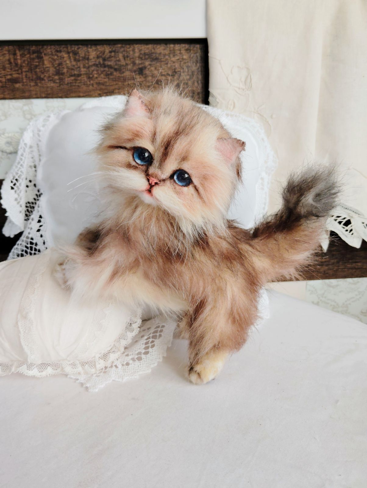 ミヌエット子猫ちゃん♡美人さん♡アートドール♡ぬいぐるみ♡大きめサイズ♡ ミヌエット子猫ちゃん♡美人さん♡アートドール♡ぬいぐるみ♡大きめ