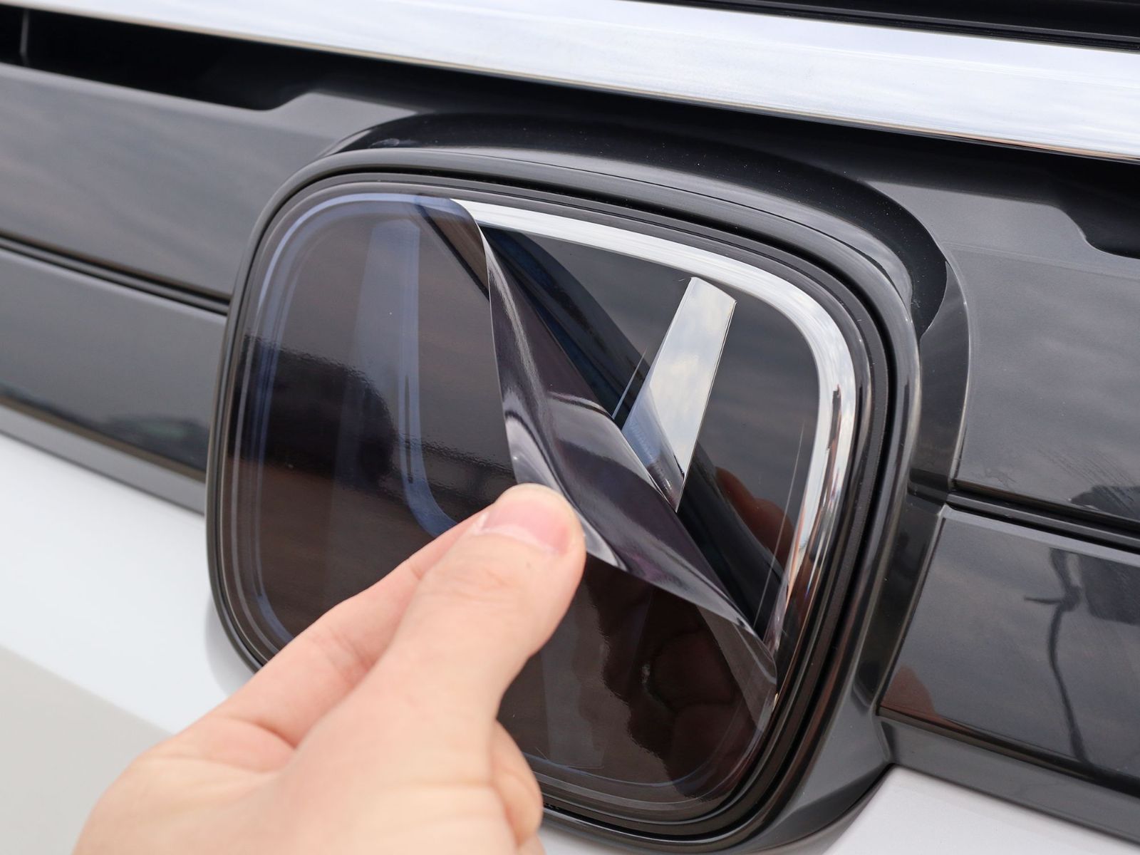 Tint+カット済み 新型 ステップワゴン エンブレム スモークフィルム(スモーク20％) RP6/RP7/RP8/エアー/スパーダ rp rp6