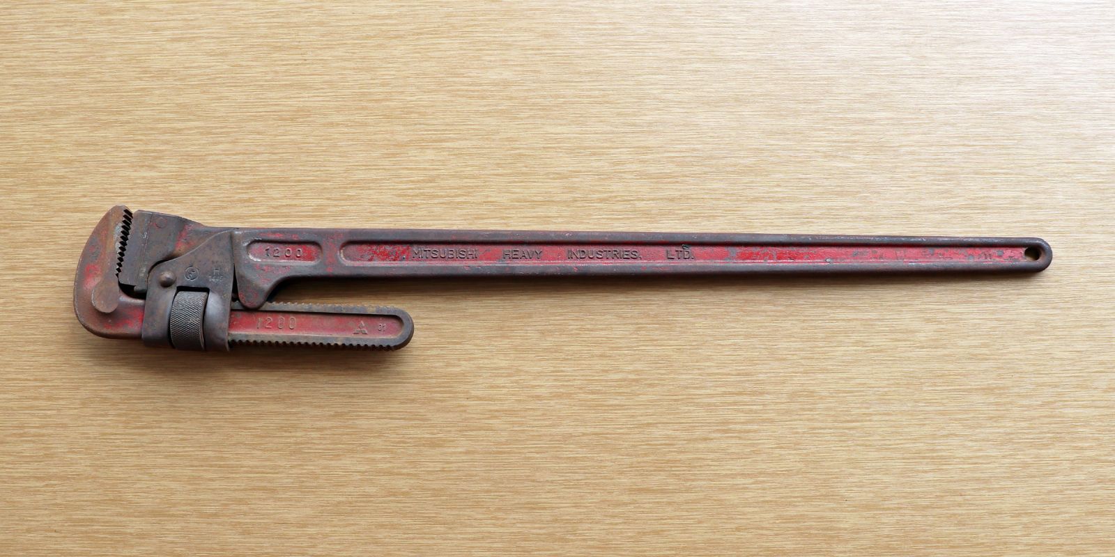 MITSUBISHI HEAVY パイプレンチ 1200 約30インチ MITSUBISHI