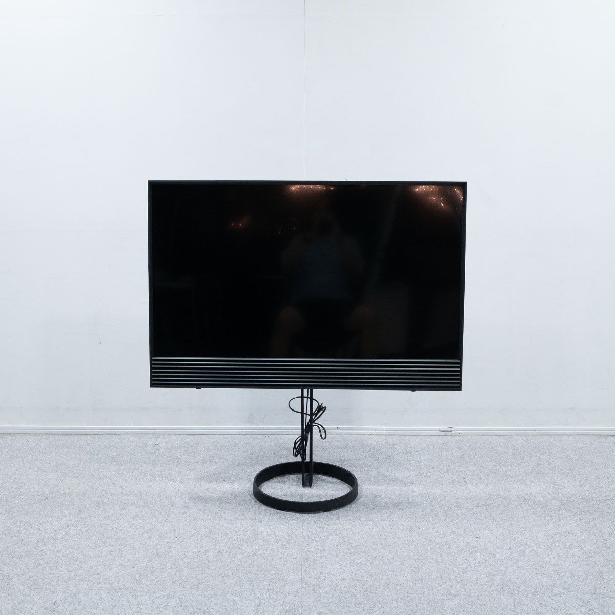 中古品】Bang & Olufsen バング＆オルフセン BEOVISION HORIZON ベオビジョン ホライゾン 48インチ 4K対応  ウルトラHD 液晶テレビ 19年製 定価88万 - メルカリ