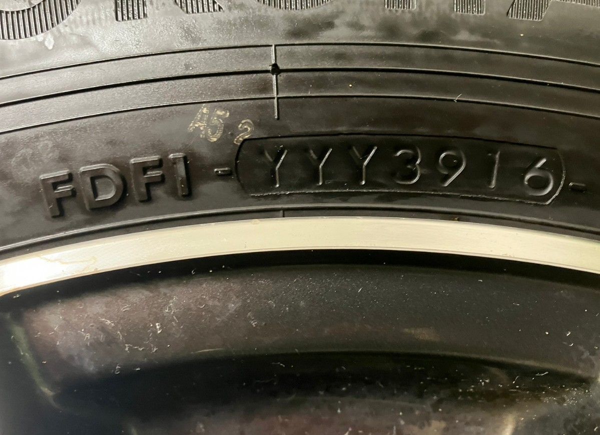 限界値下【11505】エスティマ ACR55W 215/60R16 メルカリShops
