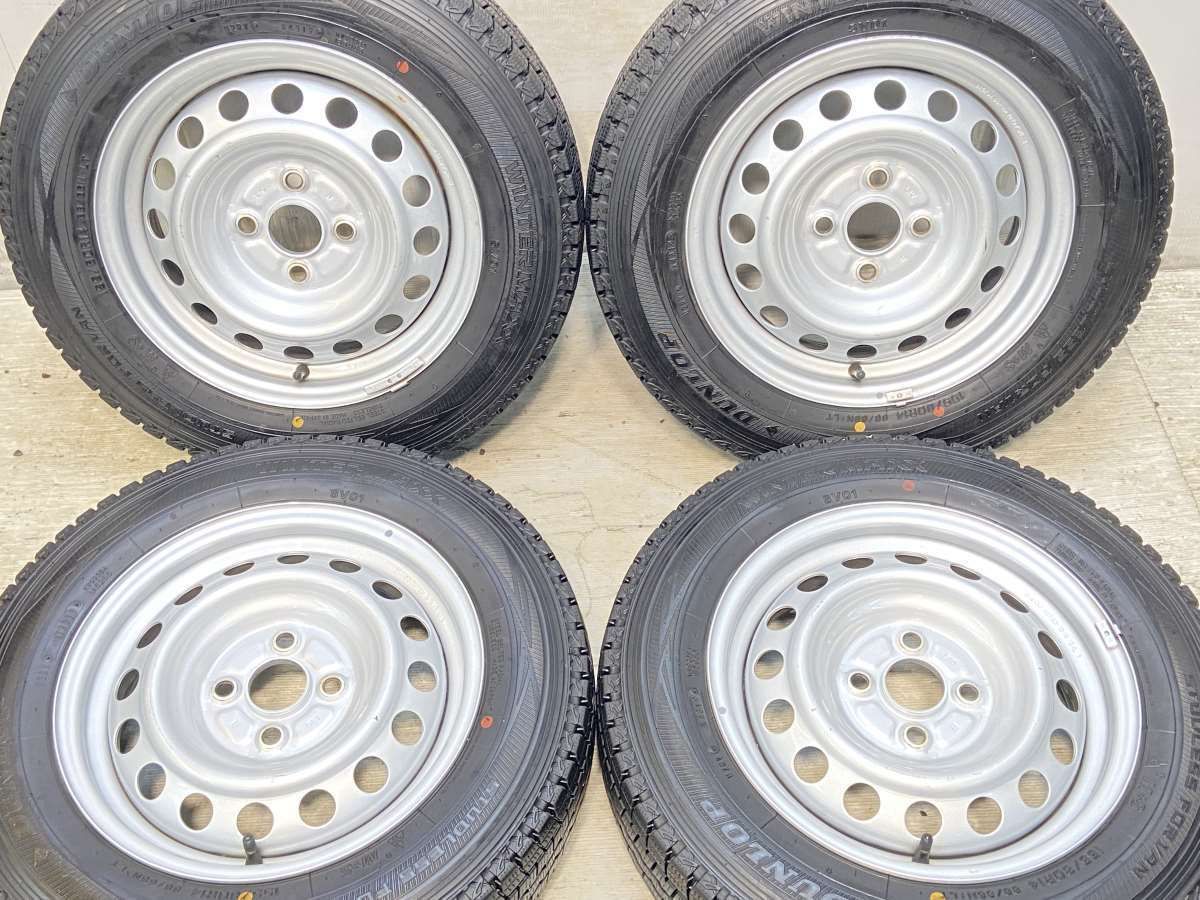 155/80R14 88/86LT nダンロップ ウィンターマックス SV01 nトヨタ純正  n14x5.0 39 100-4穴 n中古タイヤ スタッドレスタイヤ ホイールセット 4本セットn w14241225008