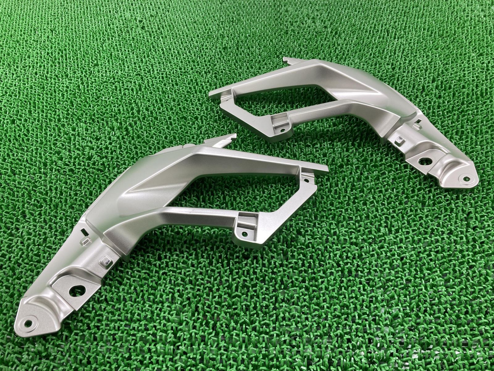 Ninja400 サイドカウル 左右 銀 55028-0643/55028-0644 カワサキ 純正