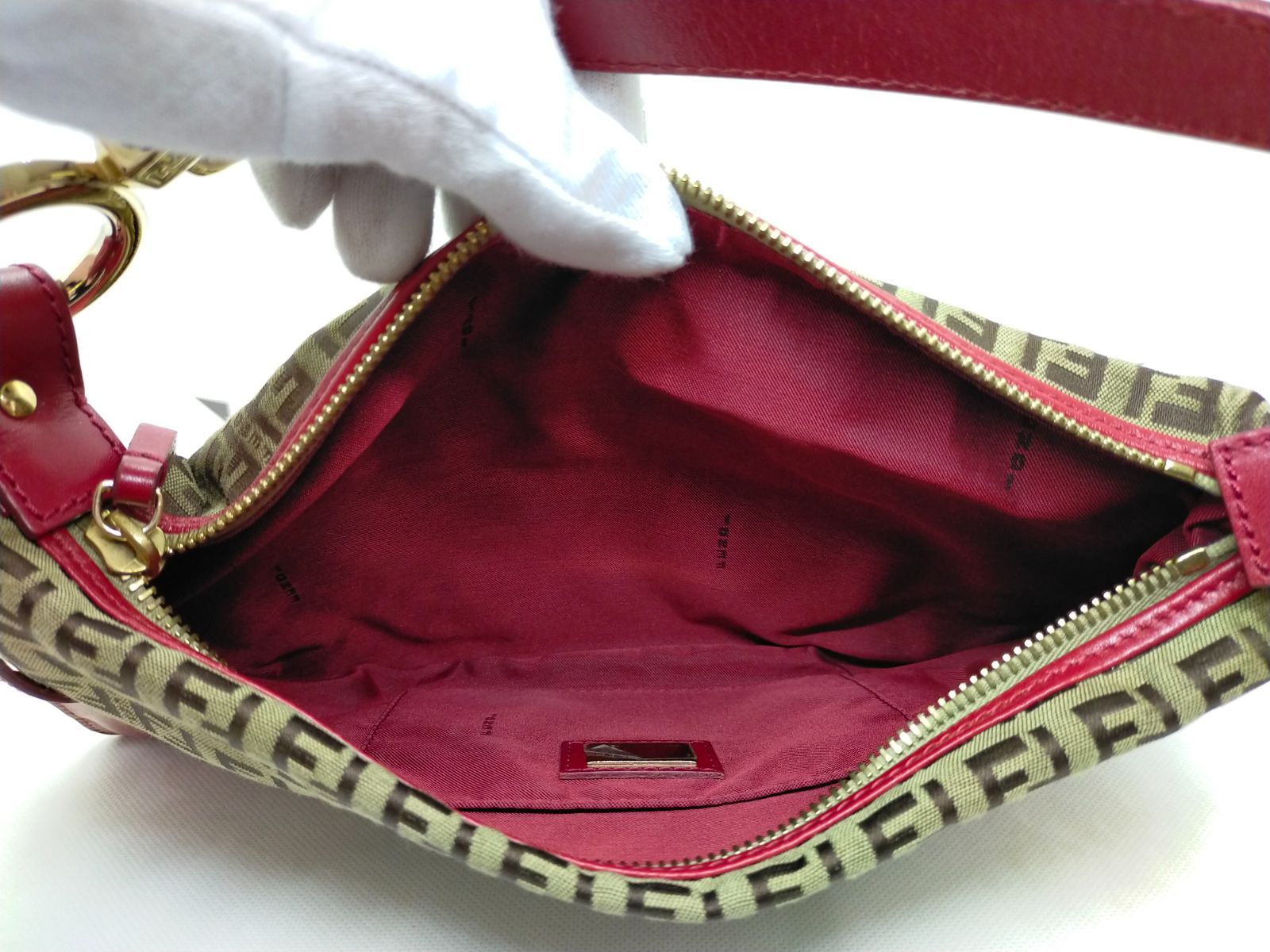 FENDI】フェンディ ズッカ柄 ハンドバッグ（アクセサリーポーチ