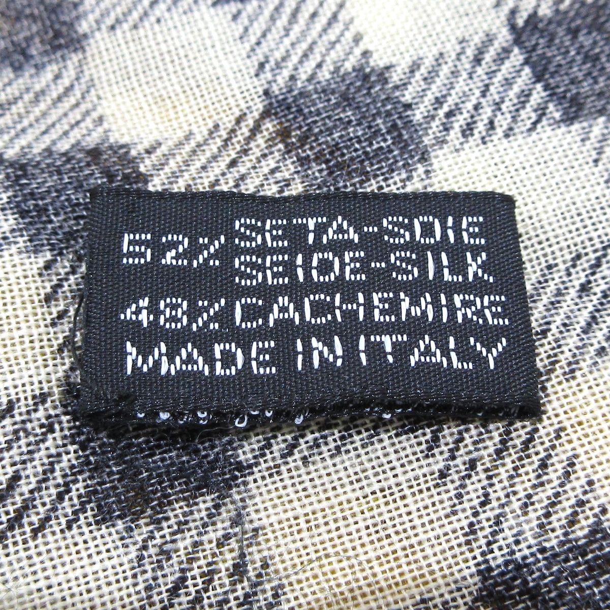 CHANEL シャネル