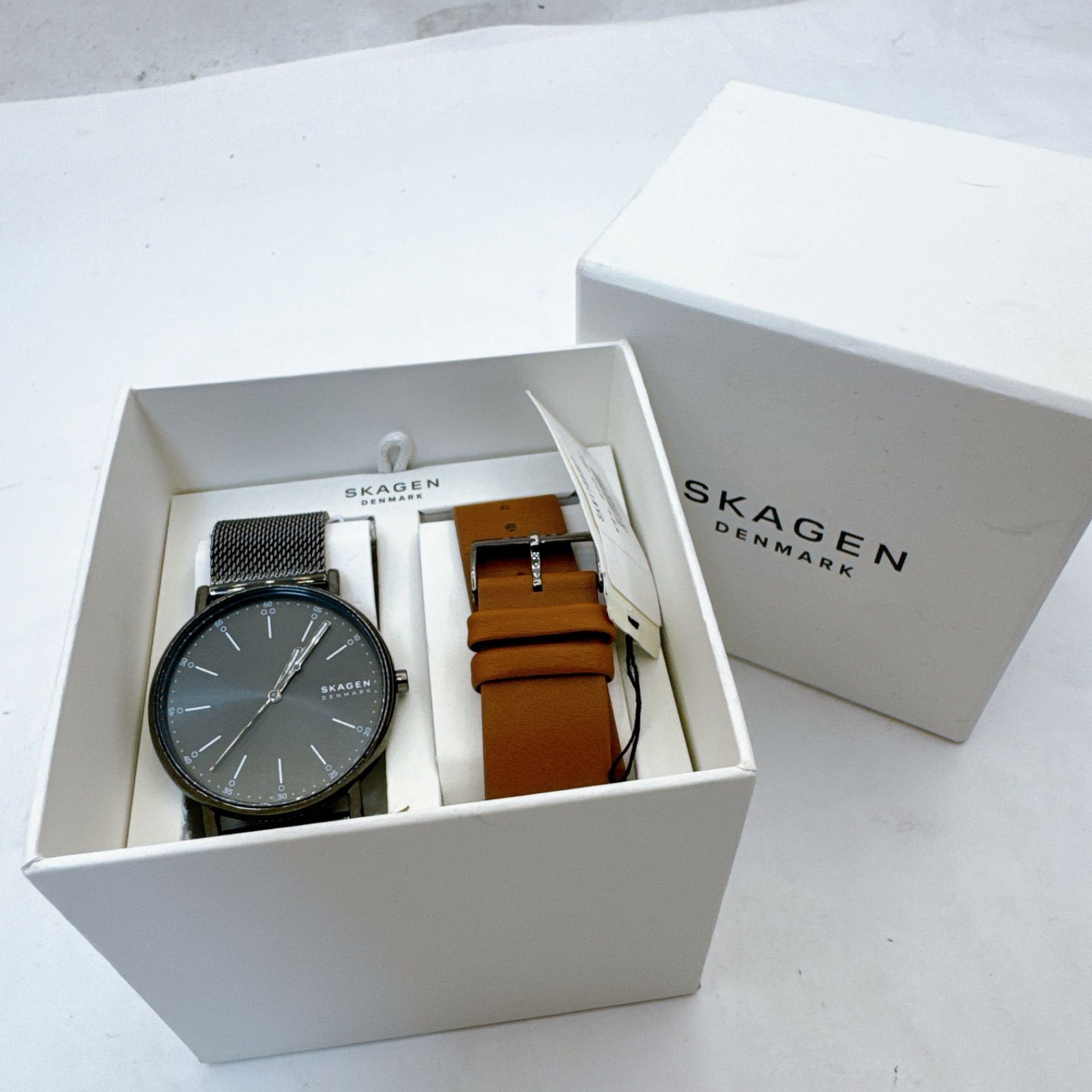 新品SKAGEN SKW6180 グレー メッシュベルト スカーゲン SKAGEN HOLST