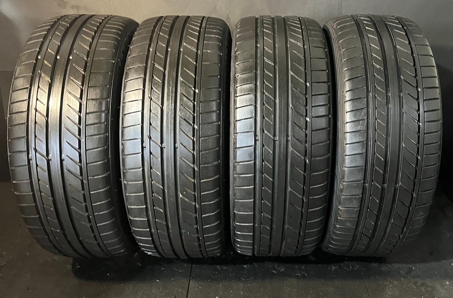製 約8.2～8.5分山 グッドイヤー GOODYEAR イーグル EAGLE LS EXE 225 40R18 4本 h_455