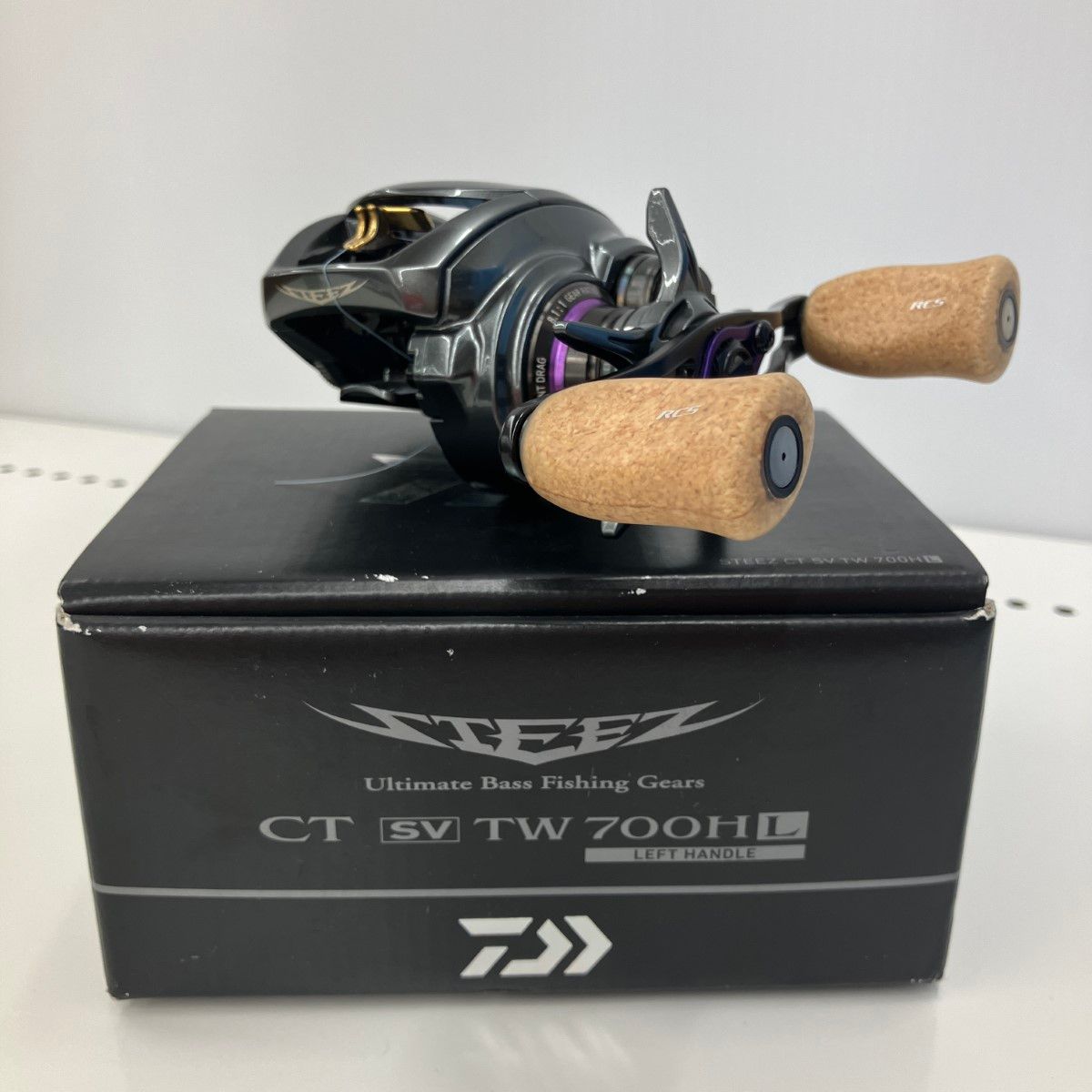 DAIWA  700XHL 箱・取説付、RCSハンドルノブ スティーズCT SV TW