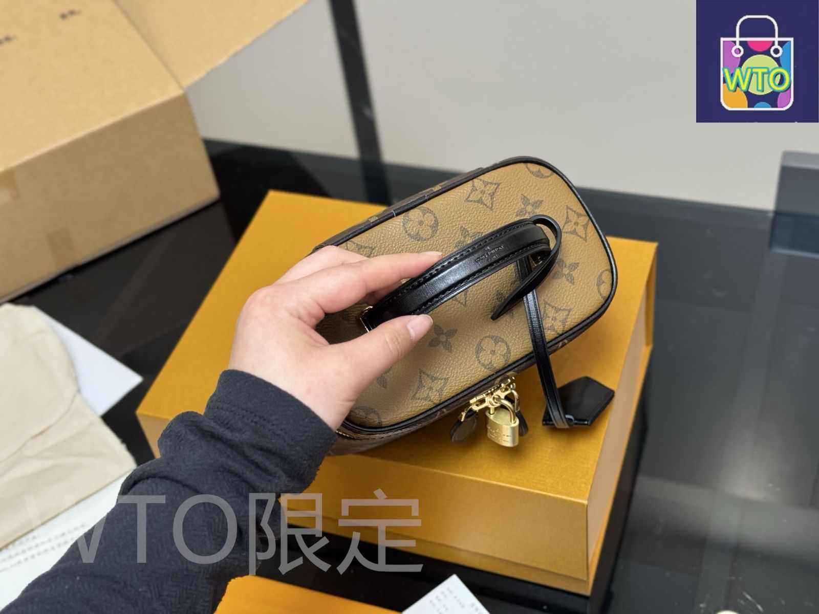 ルイ　ヴィトン ポーチ 今日WTO】Louis Vuitton Nice Vanity Pouch・ルイ・ヴィトン