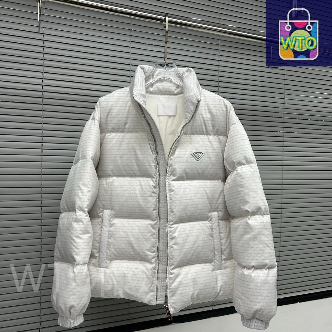 定価30万円　2024年現行　PRADA クロップド　ジャケット　ホワイト　白 定価30万円 2024年現行 PRADA クロップド ジャケット ホワイト