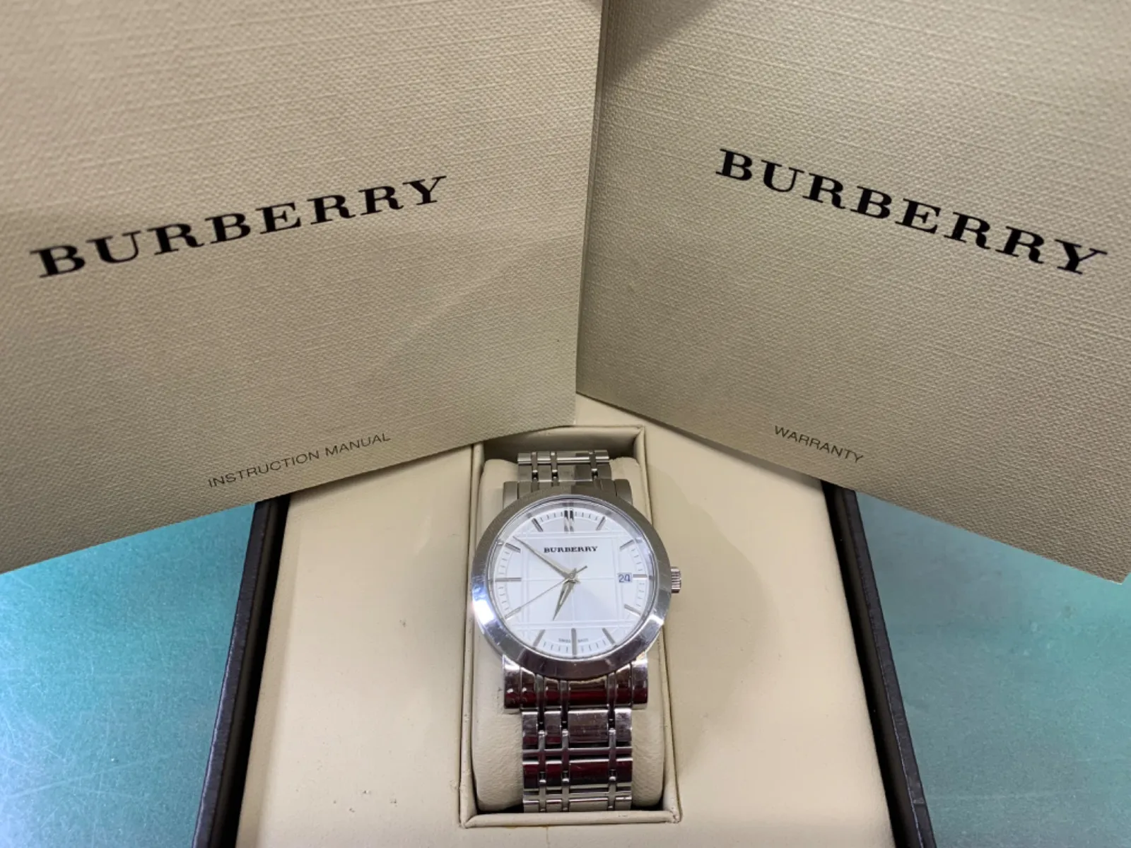 稼働 BURBERRY 腕時計 BU1350 ノバチェック ステンレス1773 稼働 BURBERRY 腕時計 BU1350 ノバチェック ステンレス1773