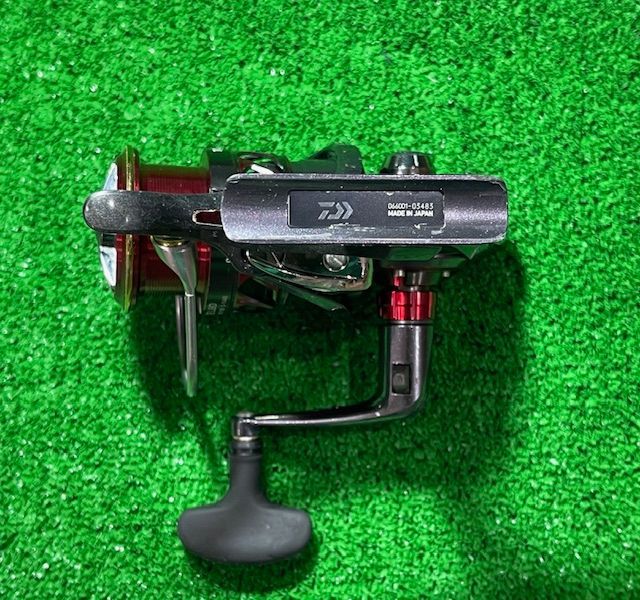 ダイワ 18 トーナメント ISO LBD 競技 Amazon | ダイワ(DAIWA) スピニングリール(レバーブレーキ) 18