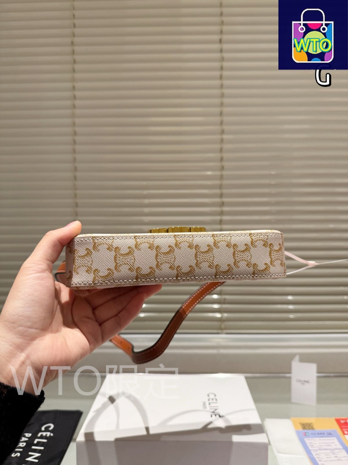 CELINE 359543886C35OR 関税送料込 関税込み【CELINE】ブロックスニーカー ウェッジアウトソール