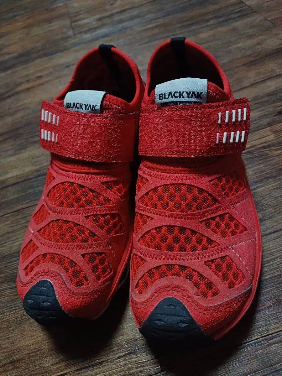 BLACK YAK ブラックヤク レディース メッシュ トレッキングシューズ 245