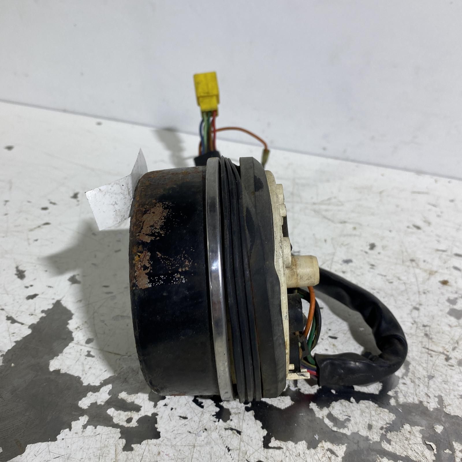 入手困難 純正新品メーターカバー XJ400 XJ400D 入手困難 純正新品