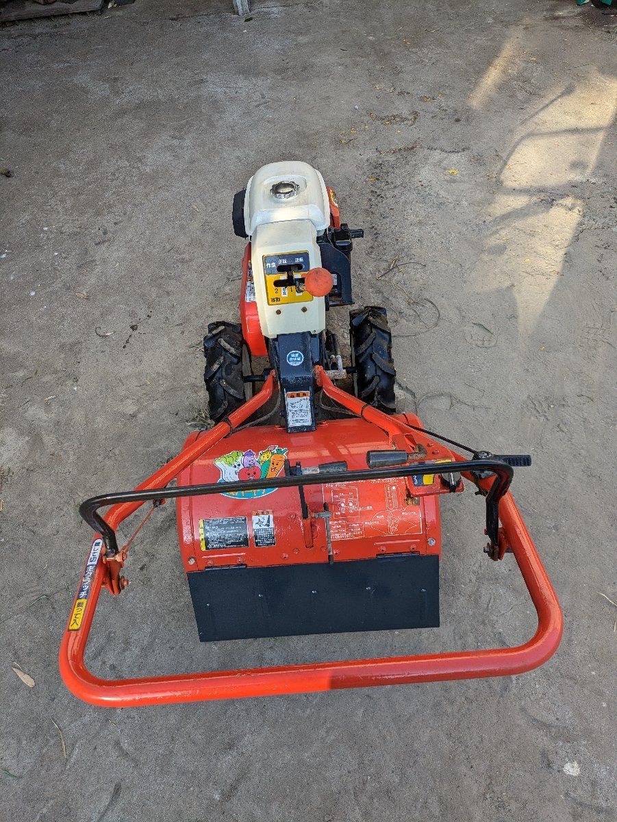耕耘機 クボタ TR60 ( ガソリンエンジン) 鹿児島発 クボタ 5.5馬力ガソリンエンジンミニ耕うん機TR60
