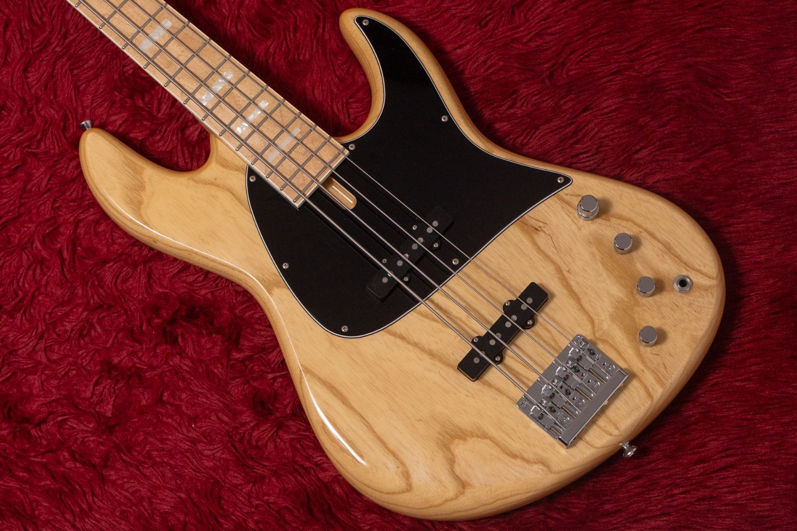 Fodera NYC EMPIRE 4st 70FH NAT 4.180kg 10611 GIB横浜