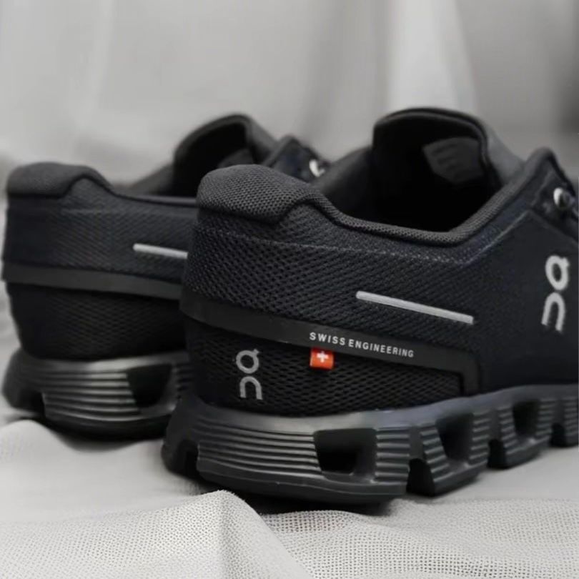 On オンCloud5 ランニングシューズ オールブラック 23cm On オン ランニングシューズ Cloud 5 クラウド5 All Black