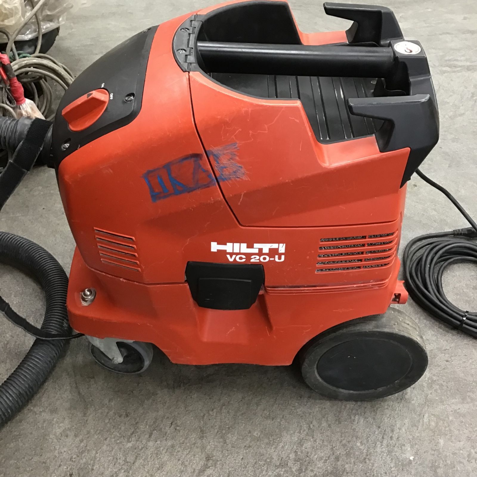 ヒルティ(HILTI) バキュームクリーナー VC-20U 集じん機