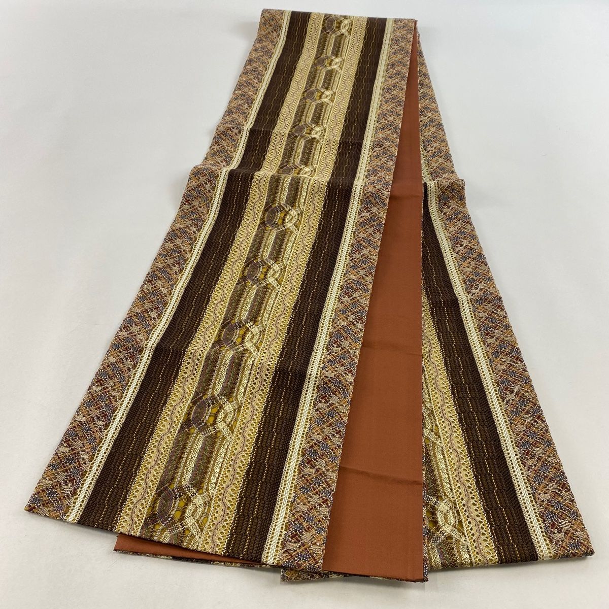 袋名古屋帯 逸品 縞 幾何学 薄茶色 正絹 中古 袋帯 美品 名品 幾何