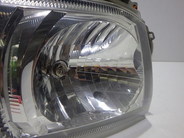 81130-26470 比較的