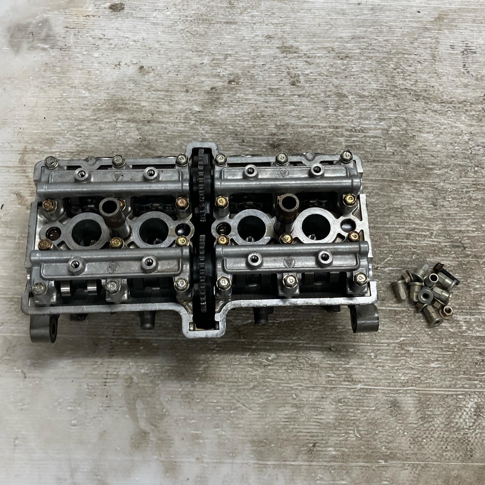 SUZUKI バンディット250 GJ74A シリンダーヘッド ASSY スズキ