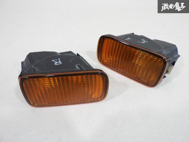 程度良好！！ 日産 NISSAN 純正 BNR34 スカイライン GT-R フロント バンパー ウインカー レンズ 左右 セット KOITO 210-63486 即納 棚27F