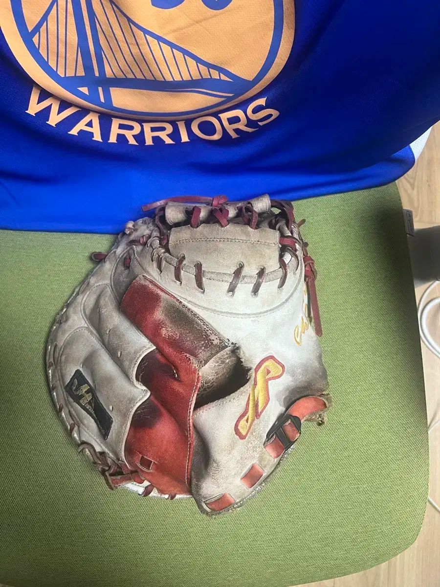 福岡ソフトバンクホークス和田投手 本人グローブ サイン入り 和田投手