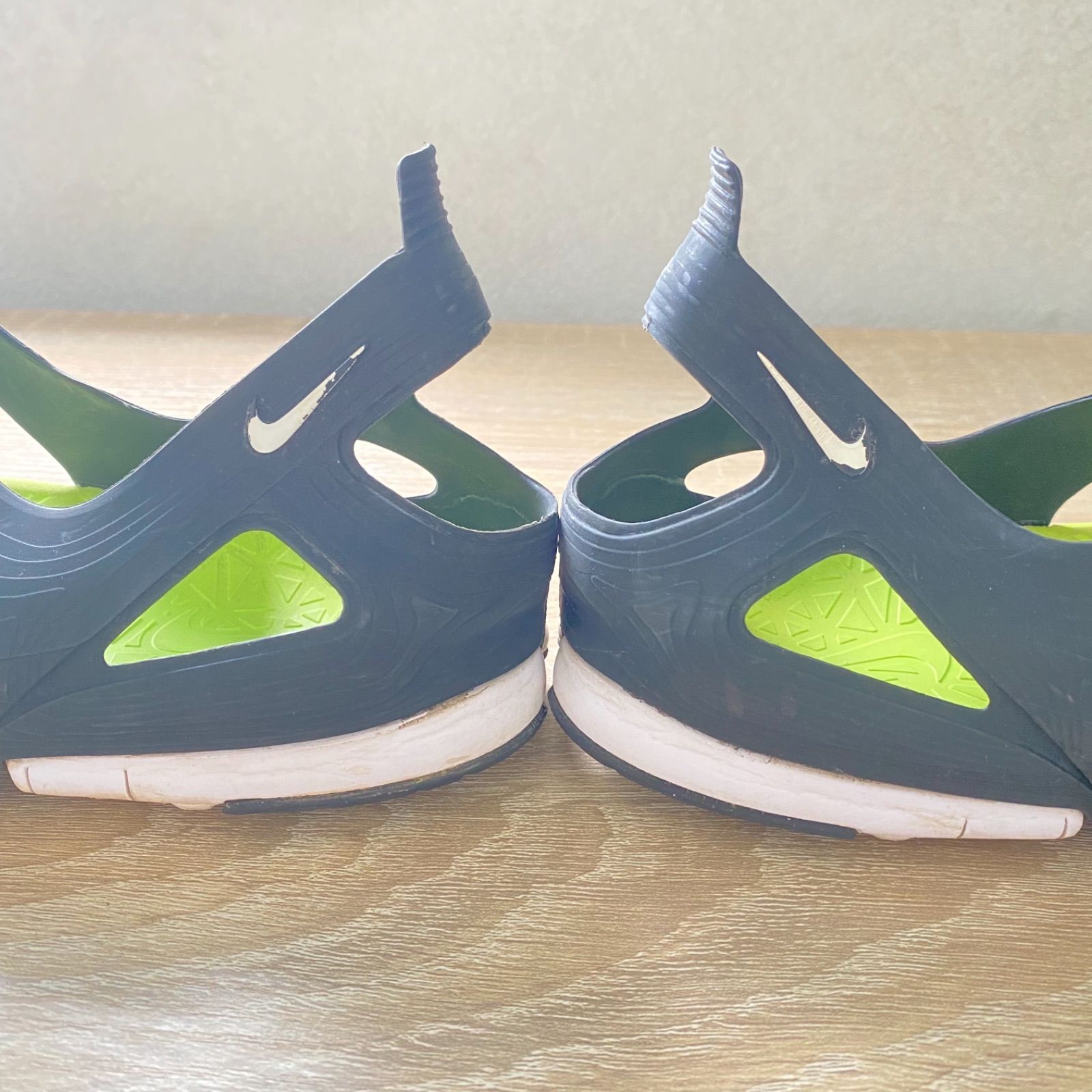 ナイキ フリー リフト サンダル 27cm BEAMS別注 BEAMS限定 NIKE Free rift 27cm フリーリフト - メルカリ