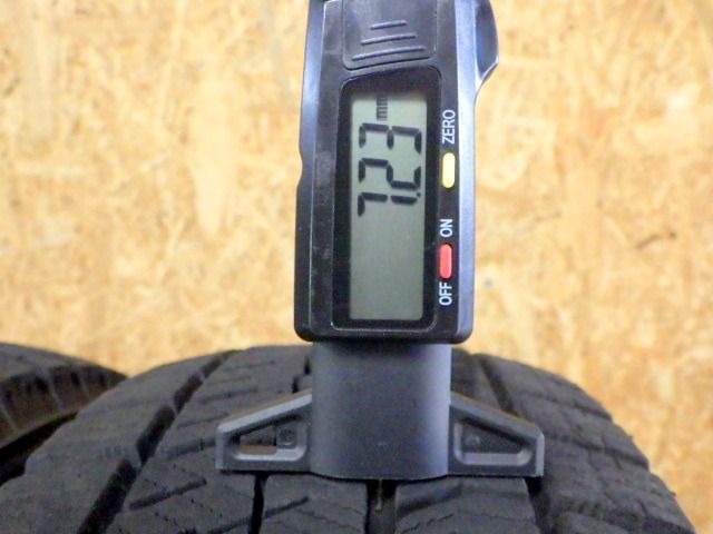 SP537 ● 製造 約7.5部山●BS BLIZZAK VRX2●165 70R14●2本