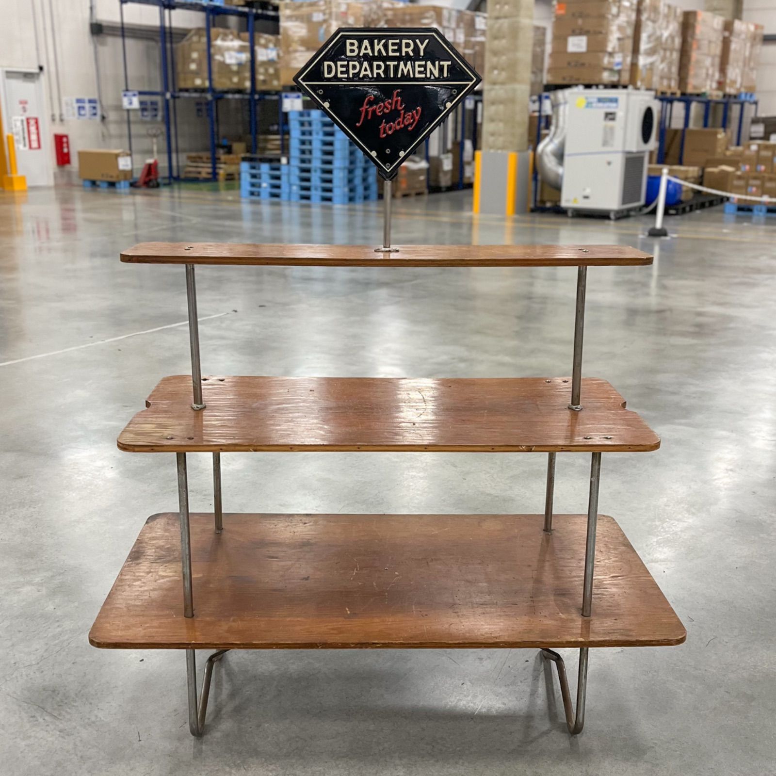Vintage Three Steps Table ビンテージ 陳列台 店舗什器 ３段