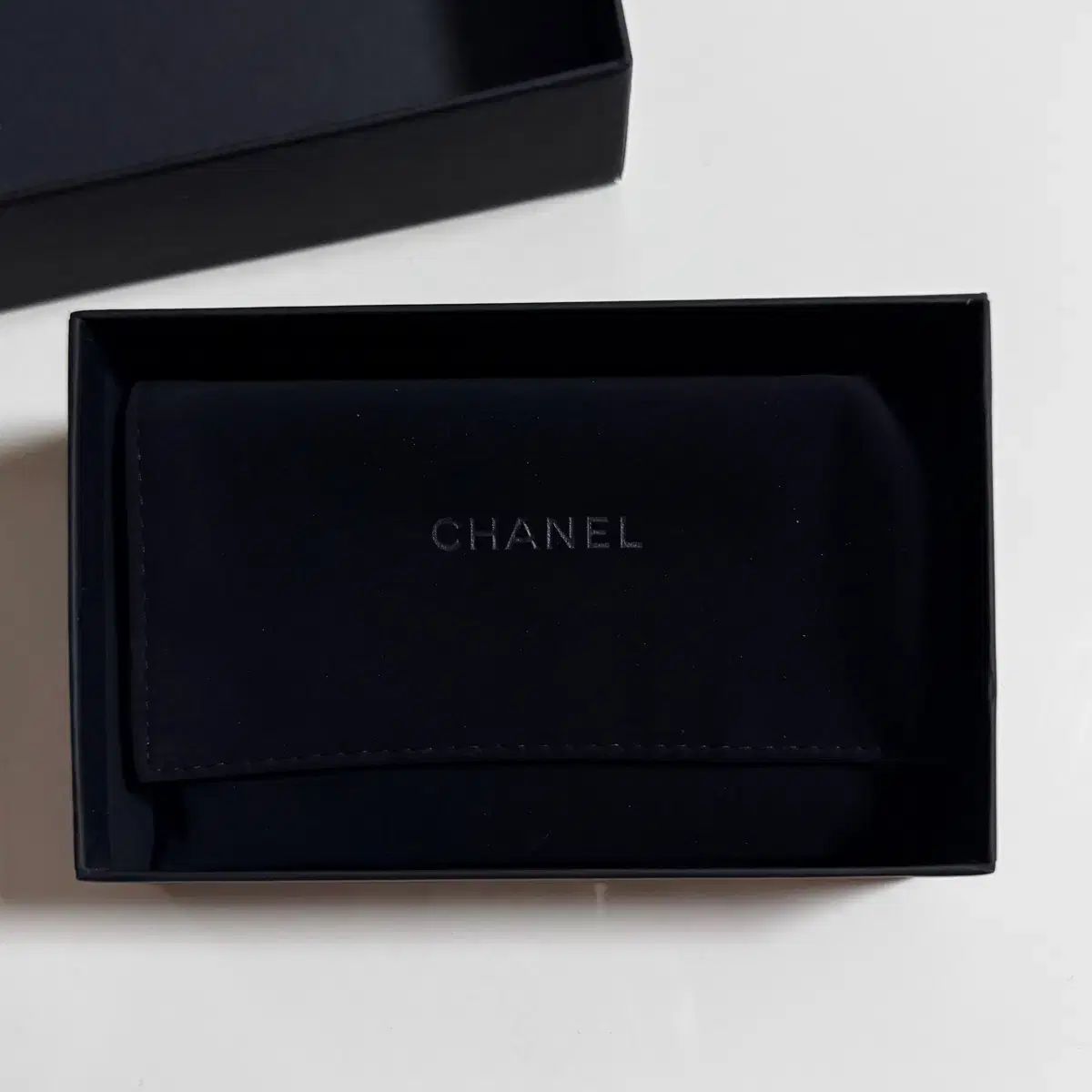 【CHANEL】シャネル クラシック メタル スタッド カードホルダー Chanel(シャネル) クラシック カード ホルダー 穀物 カープ