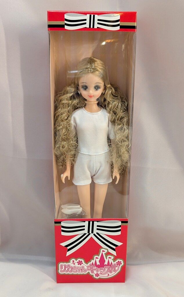 【日本限定モデル】 リトルファクトリー リカちゃんキャッスル タカラトミー 人形