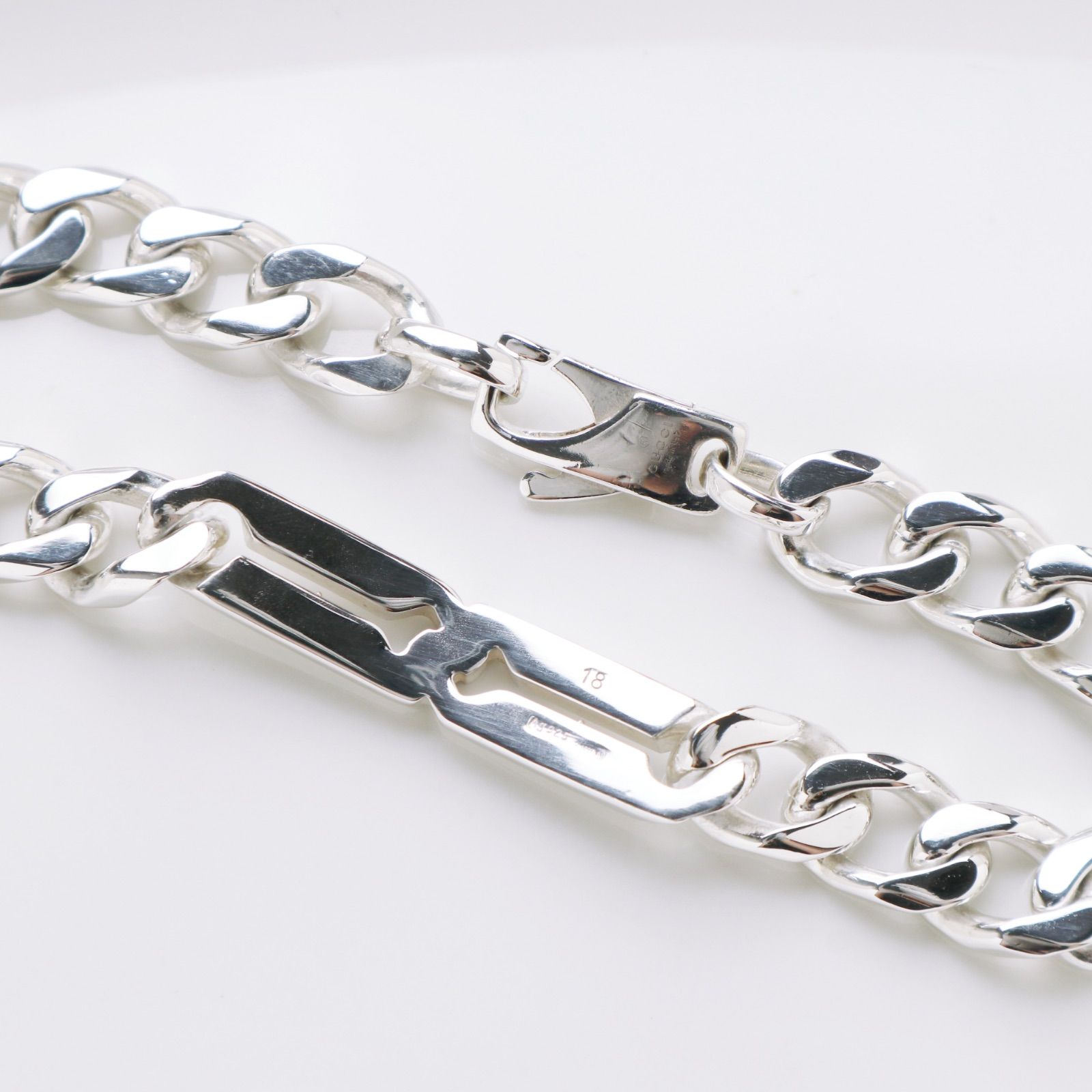 グッチ インフィニティ ノット 喜平 チェーン ブレスレット 18 シルバー グッチ インフィニティ ノット 喜平 チェーン ブレスレット 18