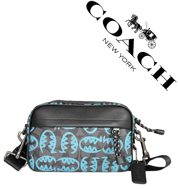 バッグcoachとguang yuのコラボバックです