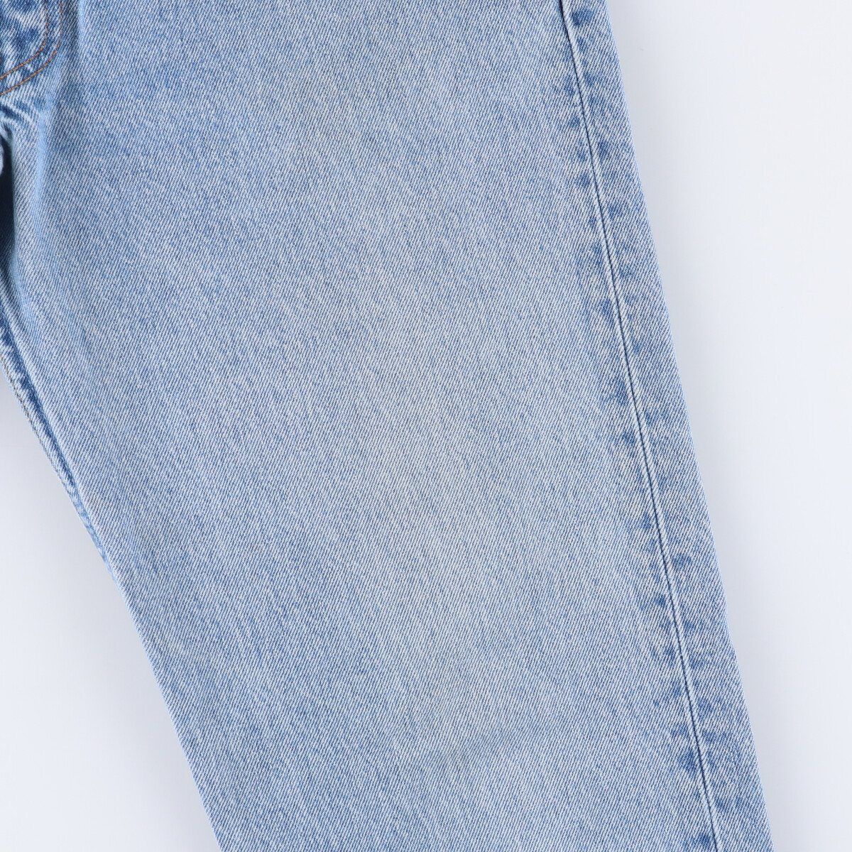 ストレートデニムパンツ