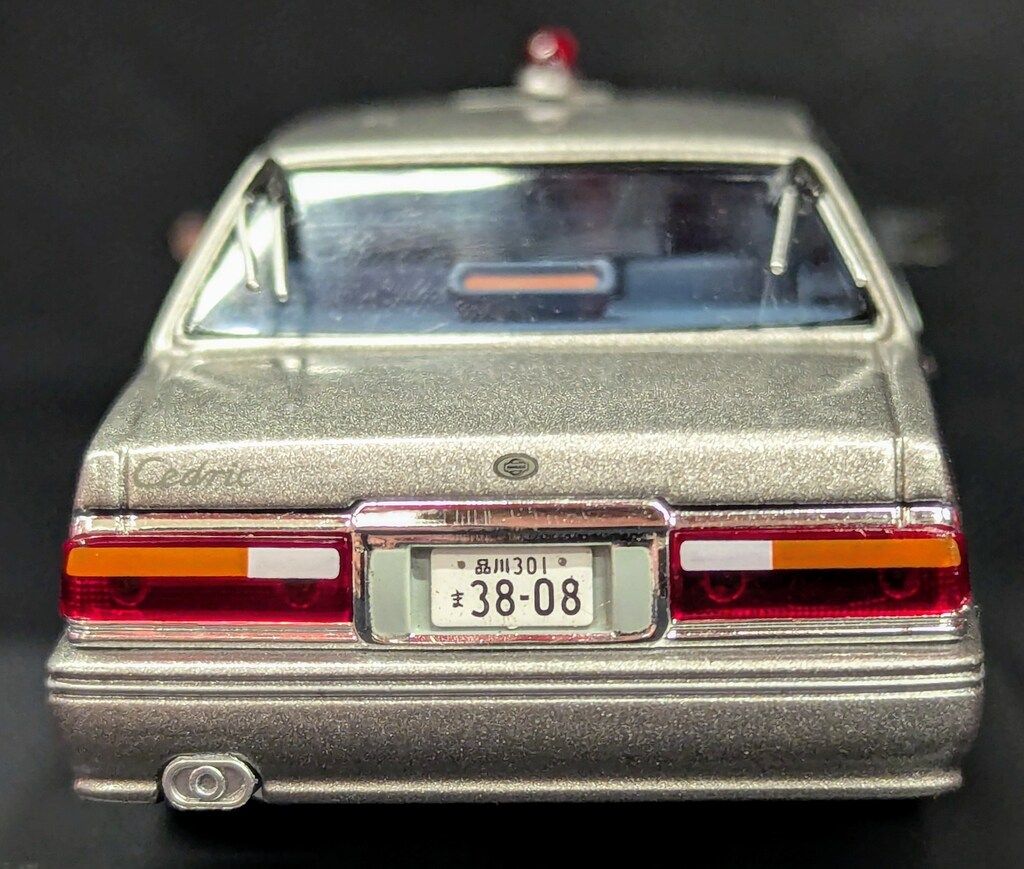 ヒコセブン 1/43 RAI'S NISSAN CEDRIC (YPY31) 2003 警視庁交通
