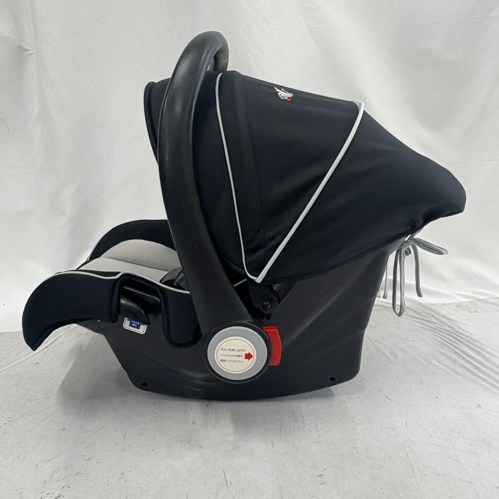 【美品】 マムズキャリー mc ブライト3 チャイルドシート 西松屋 2点セット（西松屋 ベビー・キッズ マムズキャリー MCブライト3 西松屋