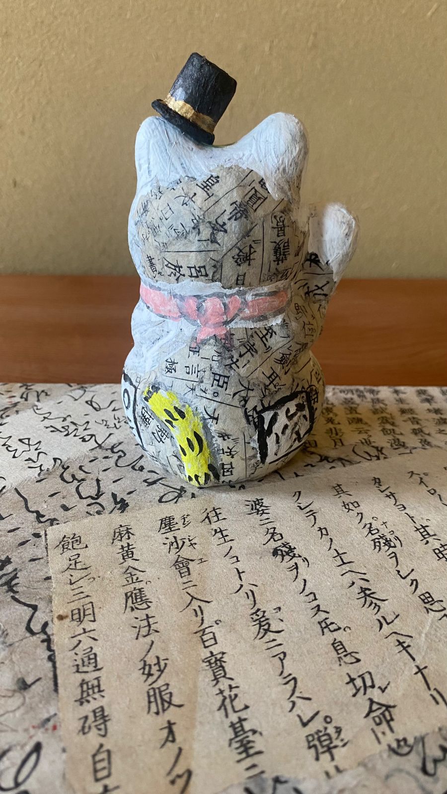 朝鮮 韓国 螺鈿 漆 花基 在銘 共箱 高麗美術(A894) 高麗美術館